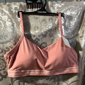 Calvin Klein NWT Bralette – Size XL ($32 retail)